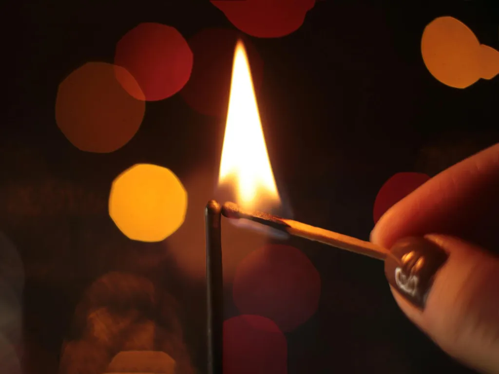 Ways To Celebrate Deepawali Instead Of Bursting Crackers
