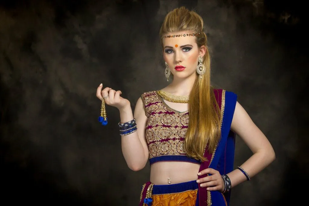 How to be the Perfect Indian Woman
