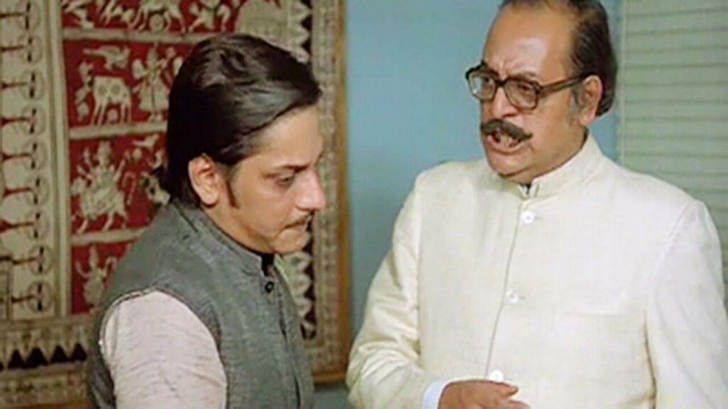 Utpal Dutt With Amol Palekar In Golmaal