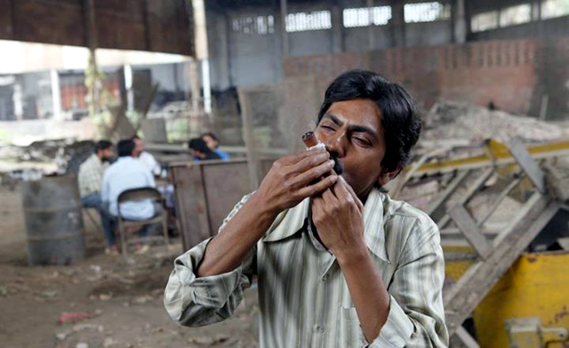 Nawazuddin Siddiqui As Faizal Khan Gangs Of Wasseypur