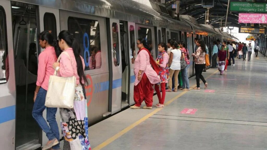 Women's Coach In Delhi Metro